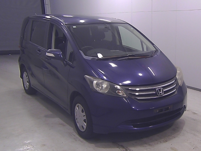 HONDA FREED 2010