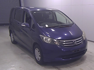 HONDA FREED 2010
