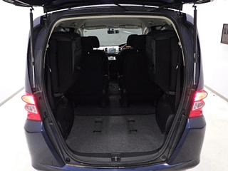 HONDA FREED 2010