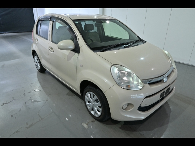 TOYOTA PASSO 2015