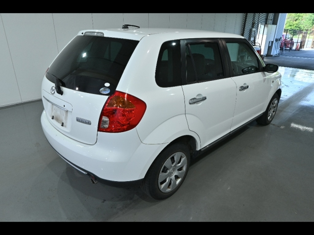 MAZDA VERISA 2015