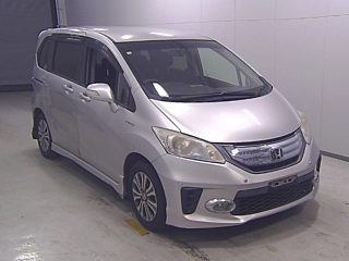 HONDA FREED 2012
