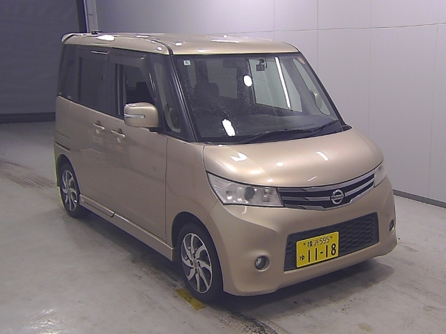 NISSAN ROOX 2012