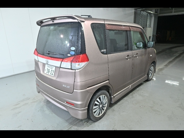 SUZUKI SOLIO 2011