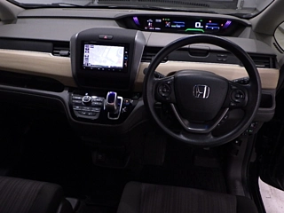 HONDA FREED 2018