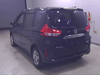 HONDA FREED 2018