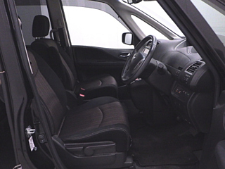 NISSAN SERENA 2014