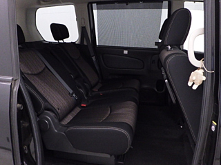NISSAN SERENA 2014