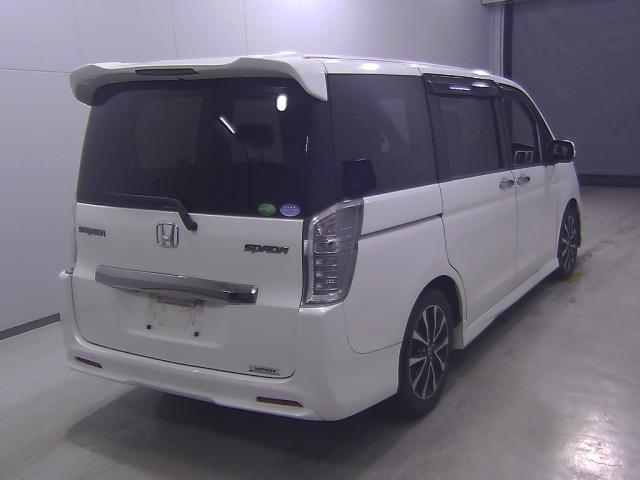 HONDA STEP WAGON 2013