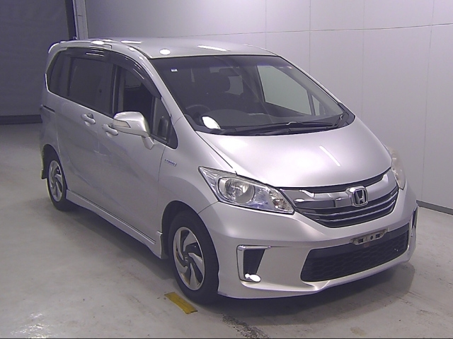 HONDA FREED 2015