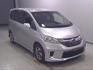 HONDA FREED 2015