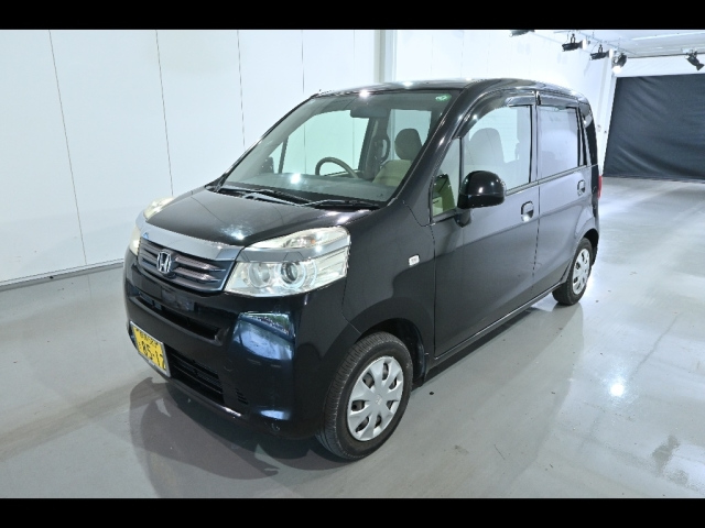 HONDA LIFE 2011