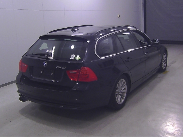 BMW 3 SERIES 2012