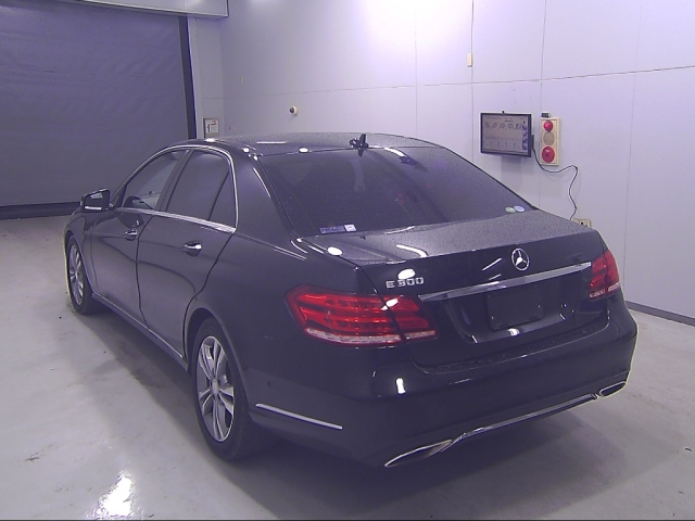 MERCEDES BENZ E CLASS 2015