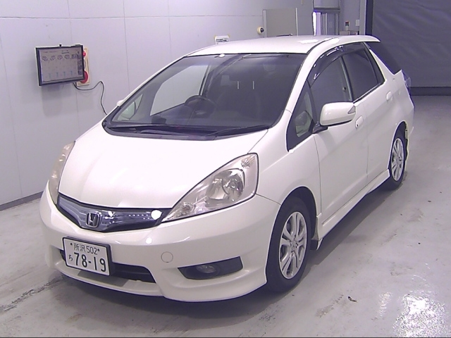 HONDA FIT SHUTTLE 2011