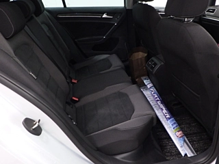 VOLKSWAGEN GOLF VARIANT 2017