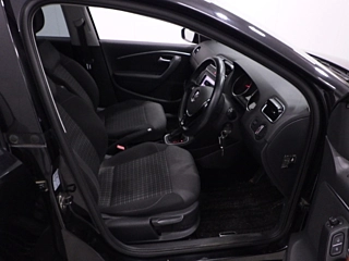 VOLKSWAGEN POLO 2016