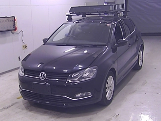 VOLKSWAGEN POLO 2016