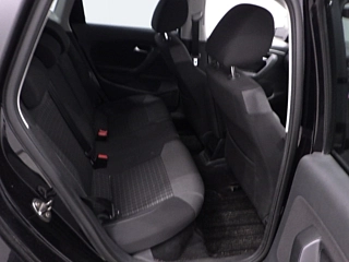 VOLKSWAGEN POLO 2016