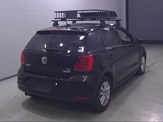 VOLKSWAGEN POLO 2016