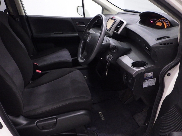 HONDA FREED 2011