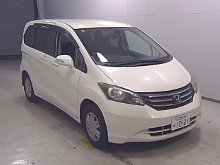 HONDA FREED 2011