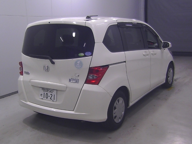 HONDA FREED 2011