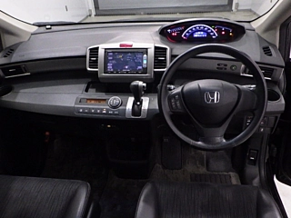 HONDA FREED 2014