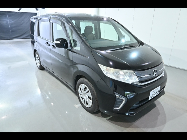 HONDA STEP WAGON 2015