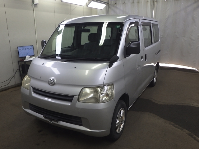 TOYOTA TOWN ACE VAN 2012