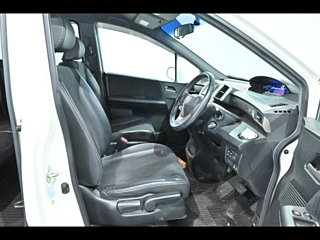 HONDA FREED 2011
