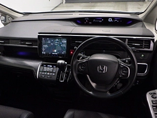 HONDA STEP WAGON 2015