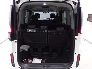 HONDA STEP WAGON 2015