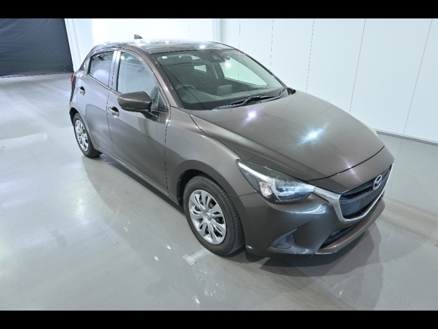 MAZDA DEMIO 2018