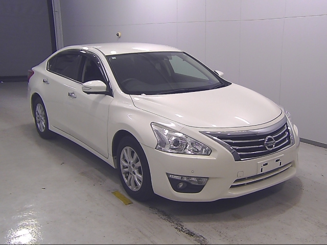 NISSAN TEANA 2016