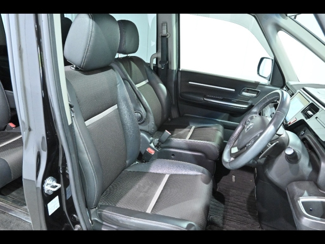 HONDA STEP WAGON 2018