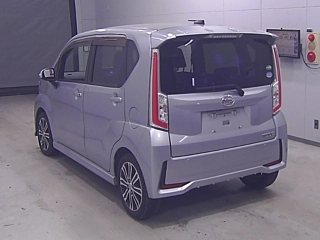 DAIHATSU MOVE 2015