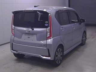 DAIHATSU MOVE 2015