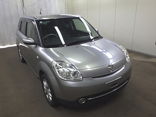 MAZDA VERISA 2012