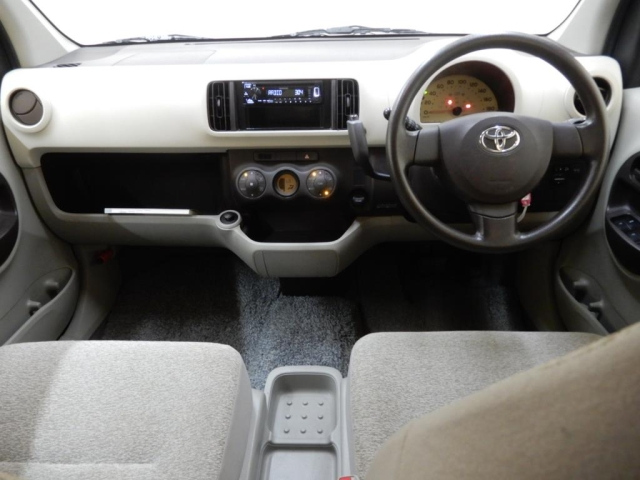 TOYOTA PASSO 2010
