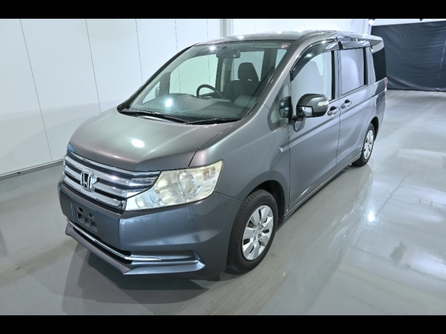 HONDA STEP WAGON 2012