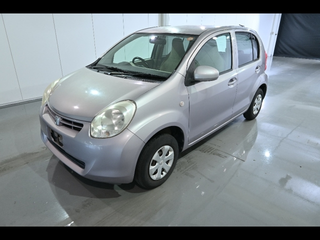 TOYOTA PASSO 2010