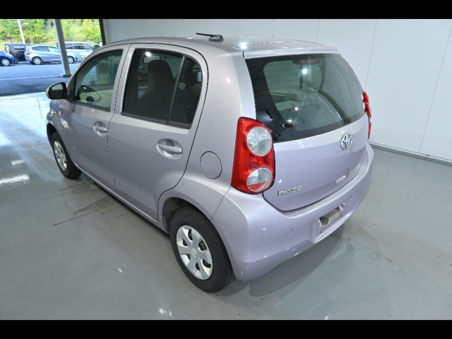 TOYOTA PASSO 2010