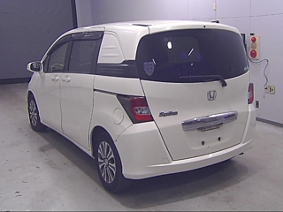 HONDA FREED 2012