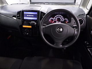 NISSAN ROOX 2009