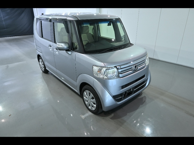 HONDA N BOX 2017