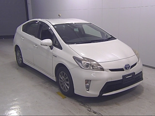 TOYOTA PRIUS 2013