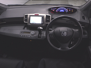 HONDA FREED 2010