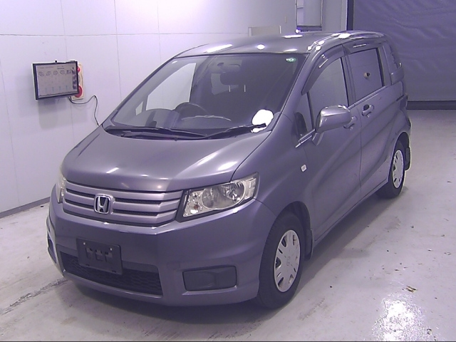 HONDA FREED 2010