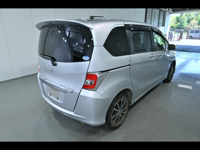 HONDA FREED 2014